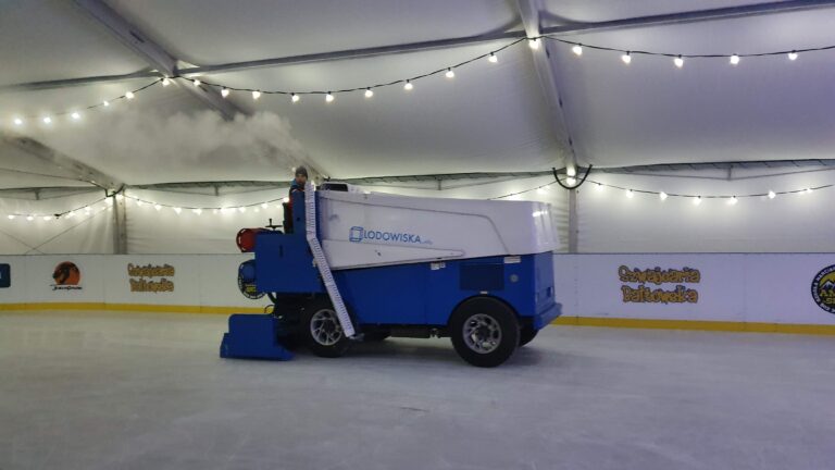Kiedy warto kupić, a kiedy wynająć maszynę do pielęgnacji lodu?